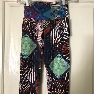 Capri Workout Pants - Bandier - Wild At Heart -S/M